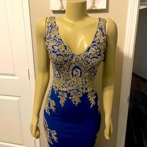 Beautiful Blue Evening Gown Size Small